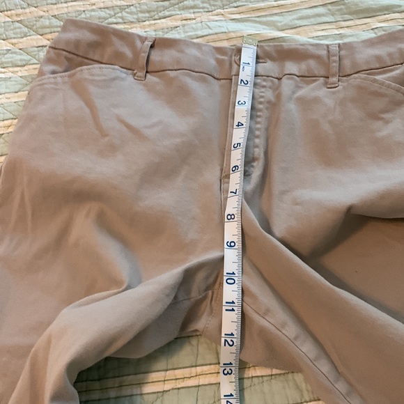 St John’s Bay khaki capri skimmers women’s size 14 - Picture 6 of 8